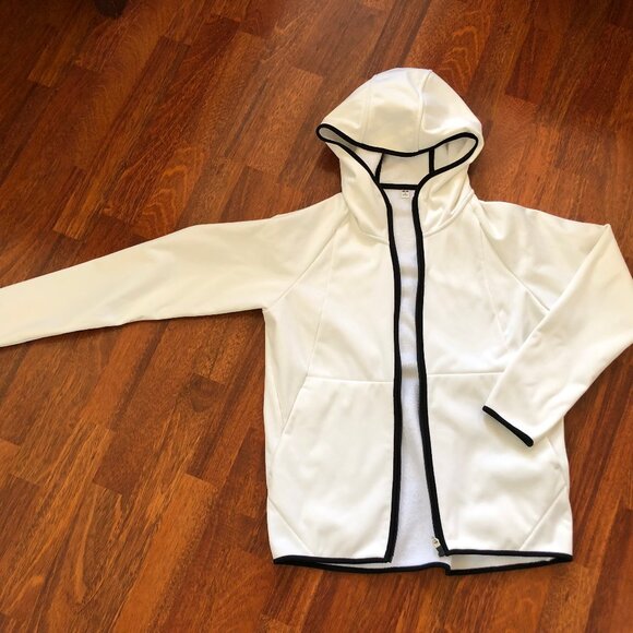 Rare Uniqlo FROM JAPAN Size M (US Size S) White Hooded Jacket Black Trim - Picture 1 of 2